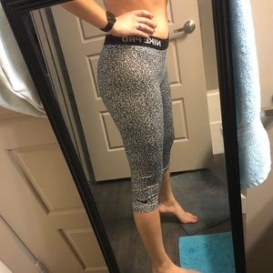 Nike pro leggings - med